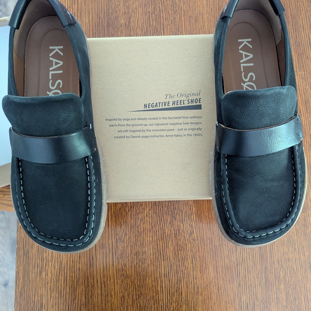 Men's Kalso Earth Shoe10.5 Black Leather Slip-On Loafers with Moccasin Stitching